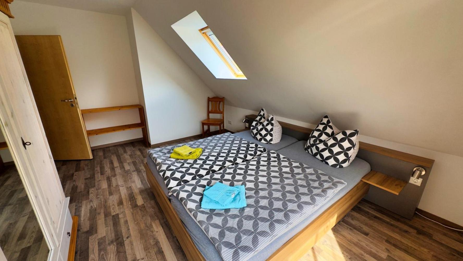 גוהרן Ferienhaus Zum Findling מראה חיצוני תמונה