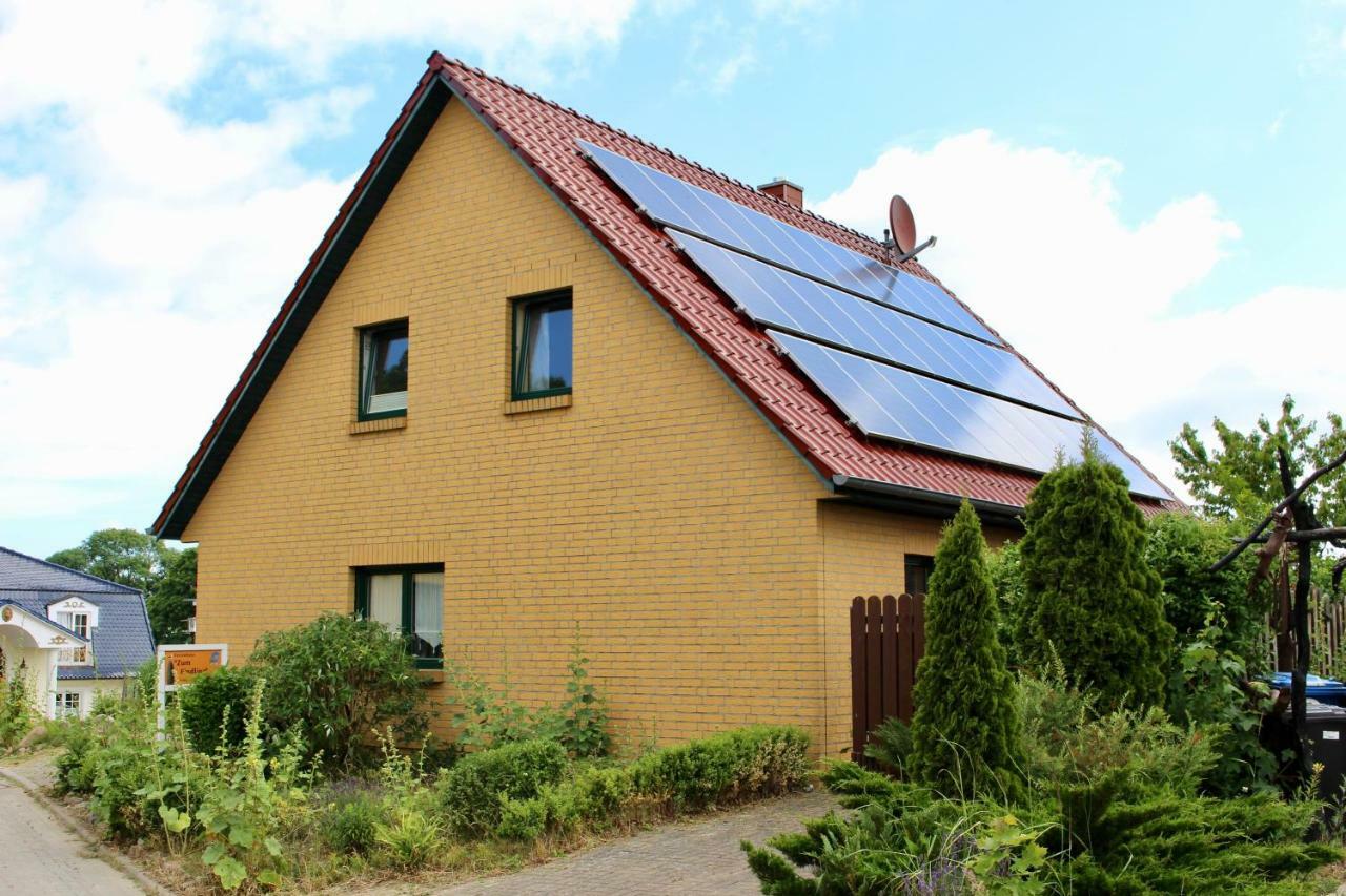 גוהרן Ferienhaus Zum Findling מראה חיצוני תמונה